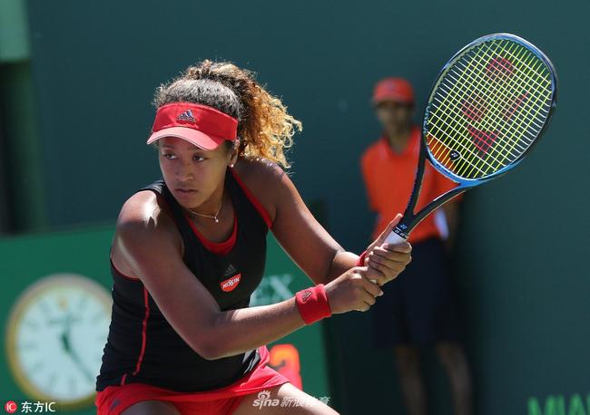 更像是一面 更像是一面