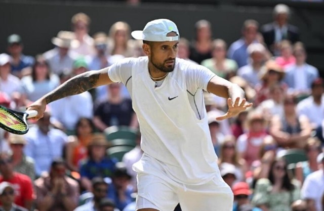 东契奇和戴维斯对交易感震惊 湖人胜快艇小牛再吞败.