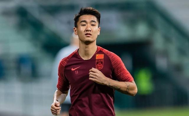 体育广州城队启用全新队徽