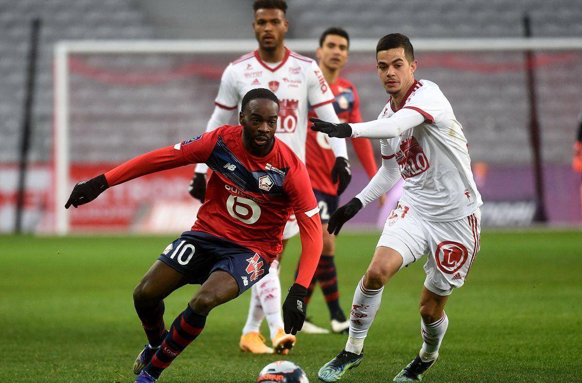 霍索恩击败里士满，赢得麦克莱兰奖杯和 100 万美元奖金！.